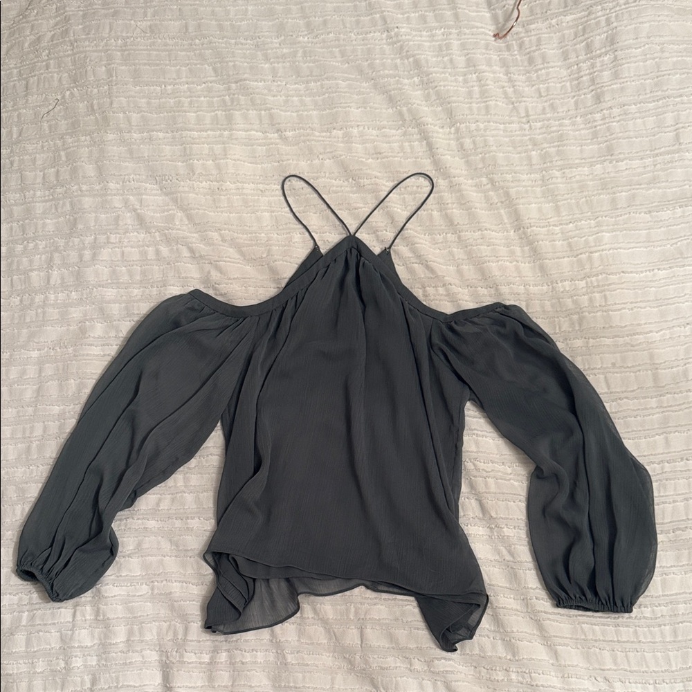 Elegant Green Cold Shoulder Women's Top